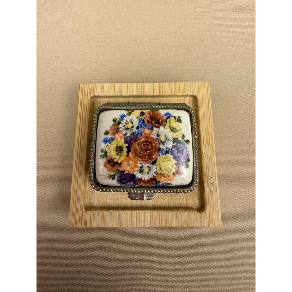Vintage 1950s Hand-Painted Floral Porcelain Lid Keepsake Box